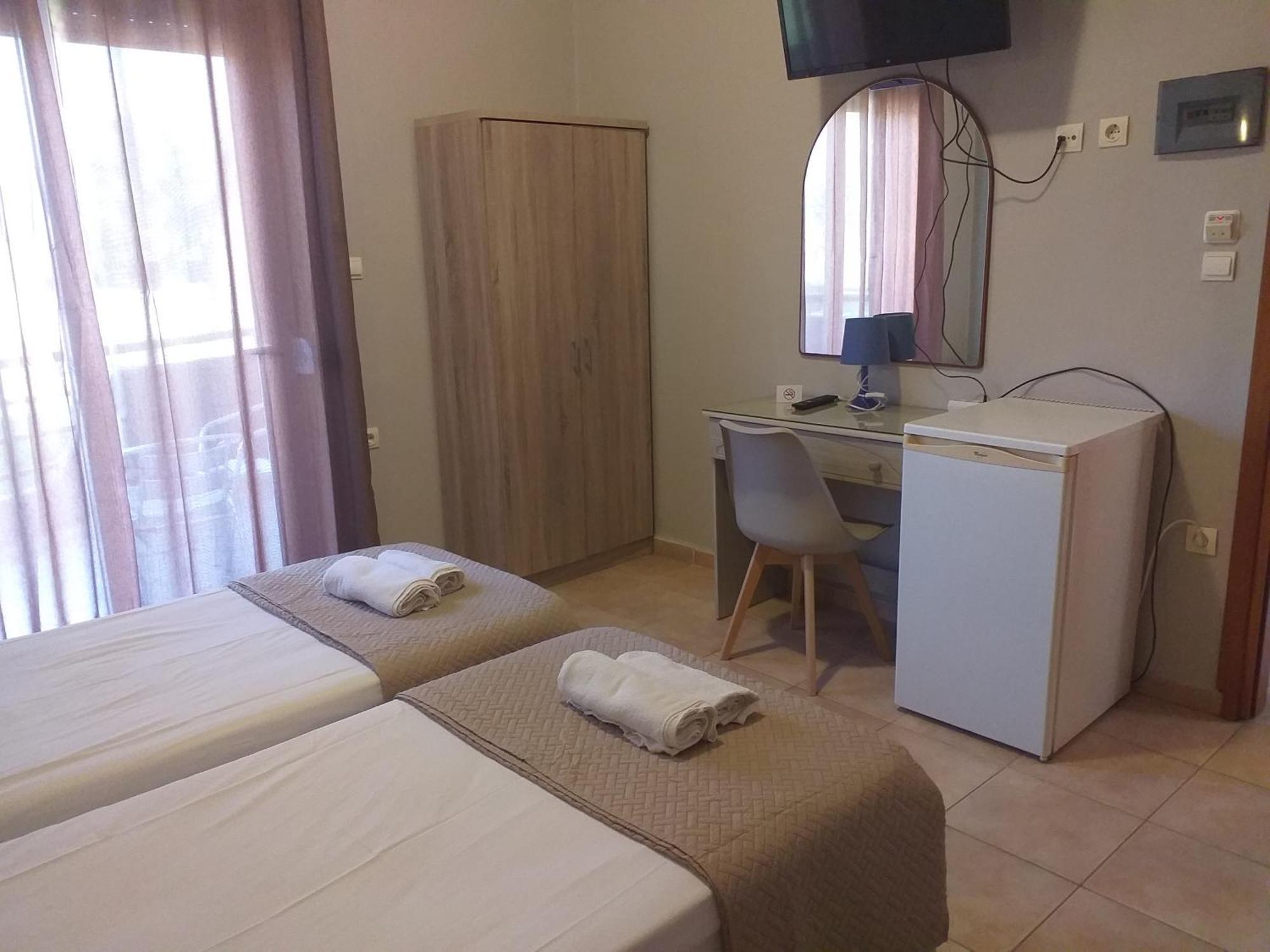 Hotel Isidora Loutros Ngoại thất bức ảnh